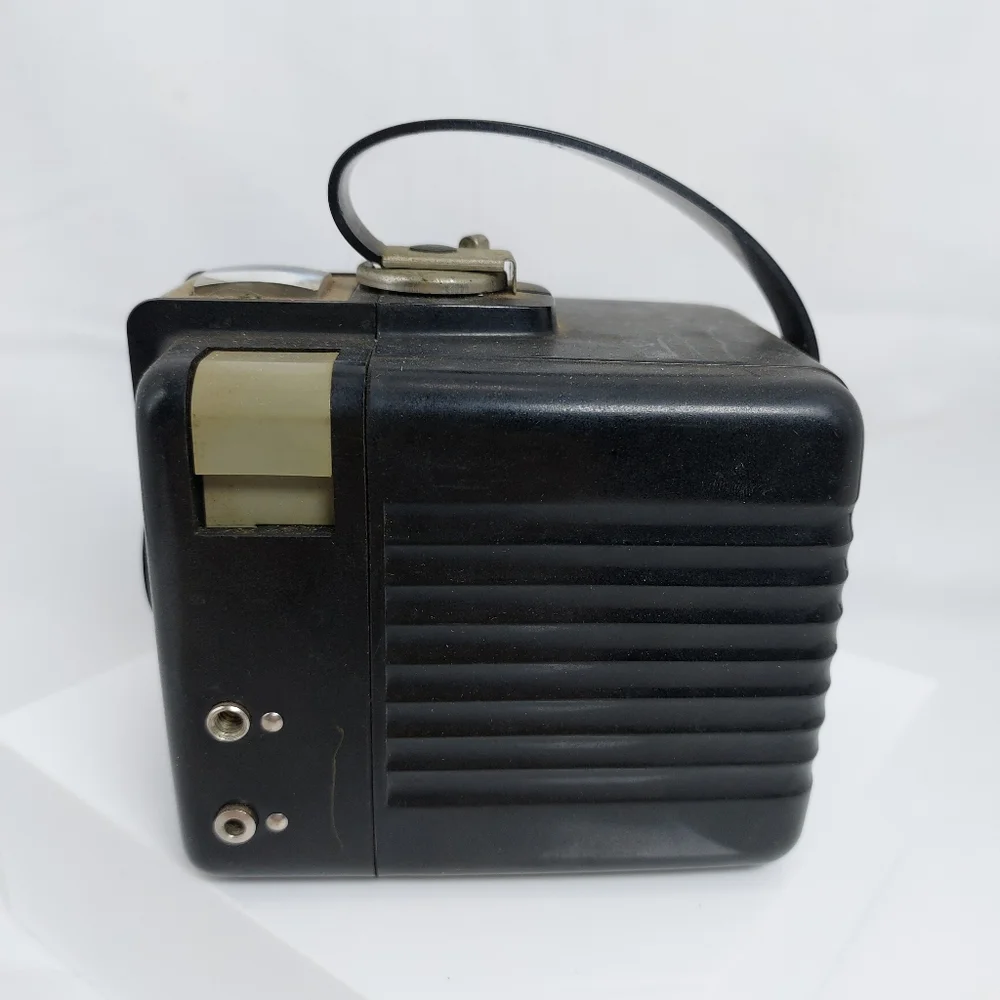 Vtg 50s Kodak Brownie Hawkeye Flash Model Camera‎ w/ Original Box & Flasholder